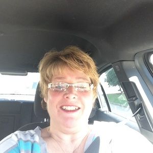 Meet your Posher, Edie